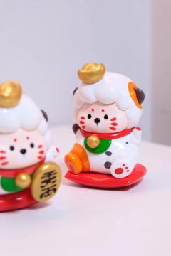 招财小熊坐姿-资料图
