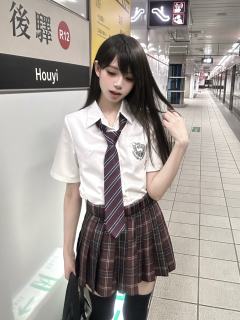 小鹿森·衬衫-资料图