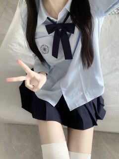 沐樱时·衬衫-资料图