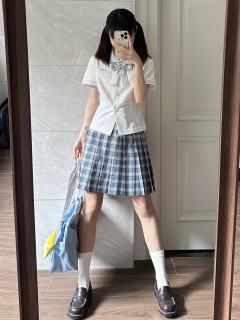圆圆·水手领衬衫-资料图