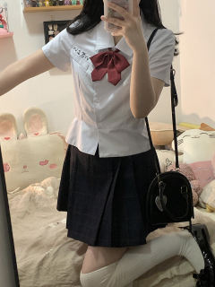 特殊门襟刺绣·格子衬衫-资料图
