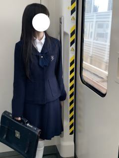 奈川英和·西服套装-资料图
