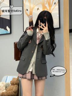 茗荷私立·西服-资料图