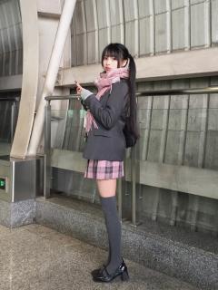 茗荷私立·西服-资料图