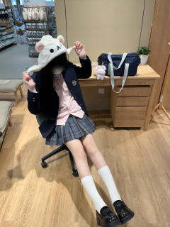 茗荷私立·西服-资料图