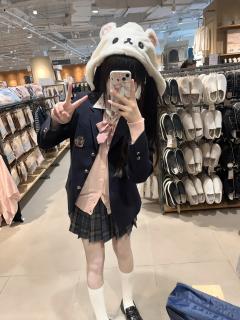 茗荷私立·西服-资料图