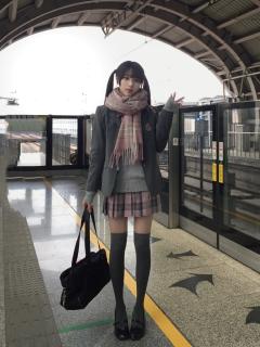 茗荷私立·西服-资料图