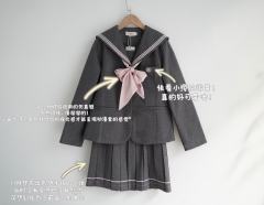 小野花崎·西服套装-资料图