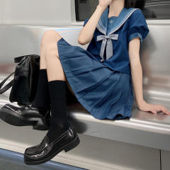 泡泡袖水手服-资料图