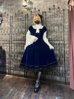 Shadowy Soirée Dress-资料图